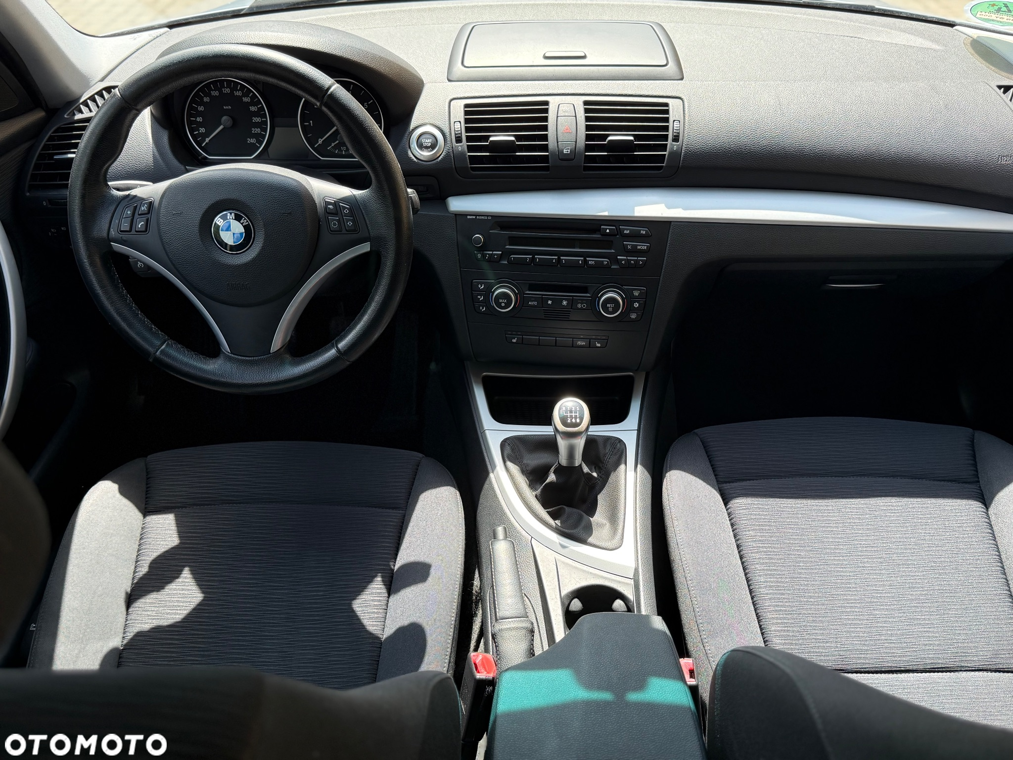 BMW Seria 1 118i - 14