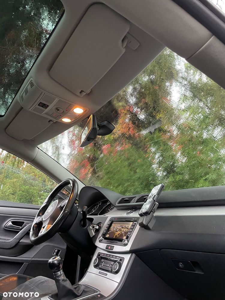 Volkswagen Passat CC 1.8 TSI - 17