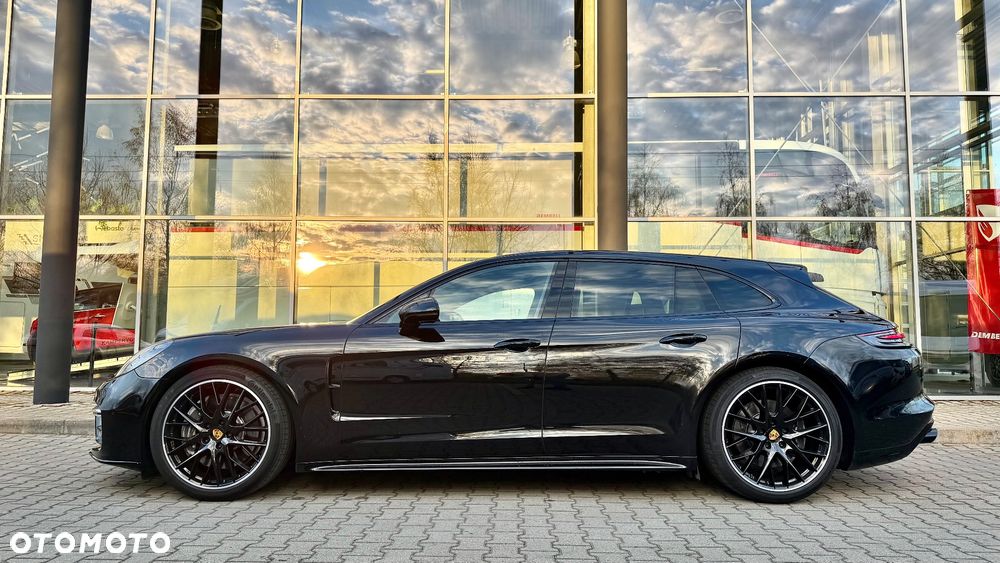 Porsche Panamera 4 GPF - 17