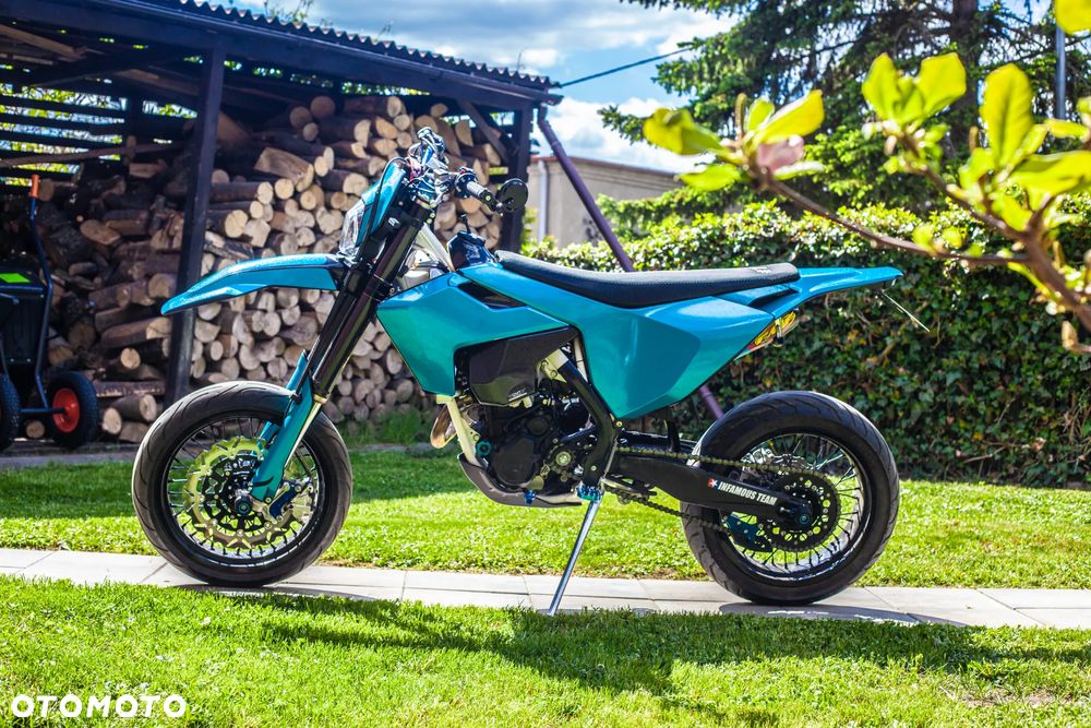 Husqvarna FE - 1