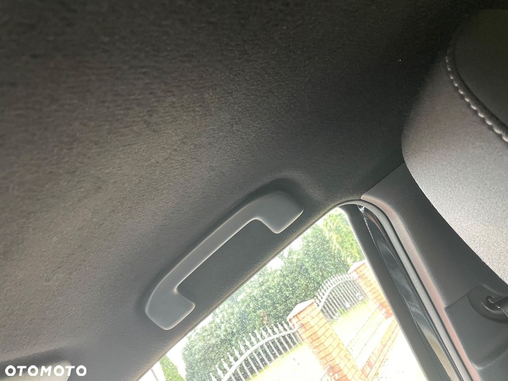 Toyota Yaris Cross - 25