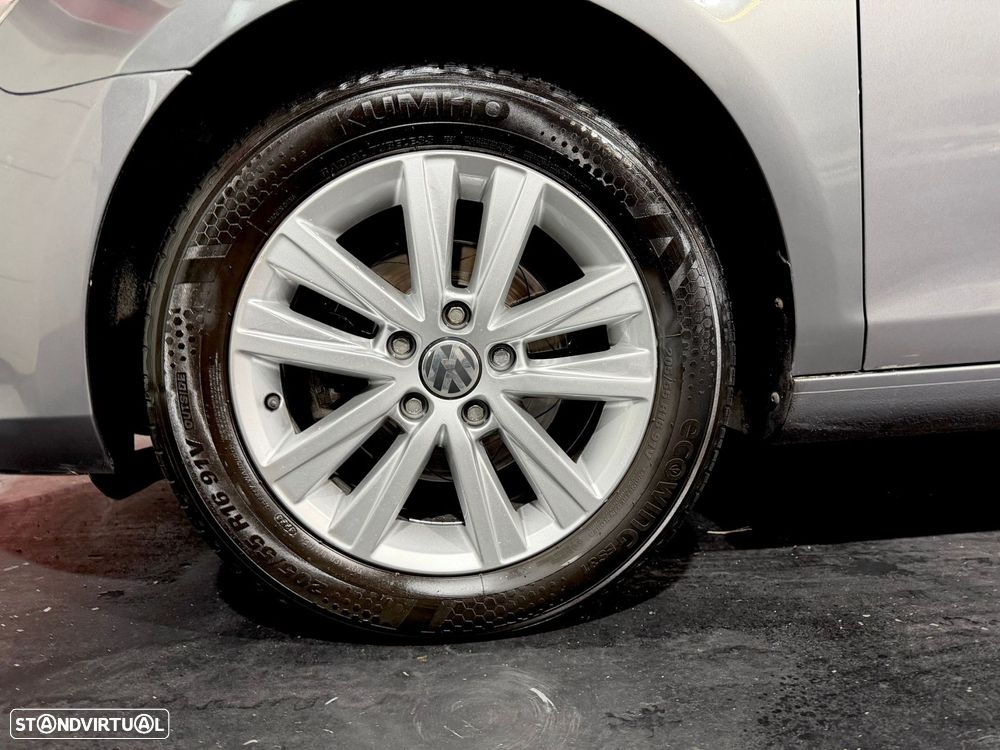 VW Golf - 33