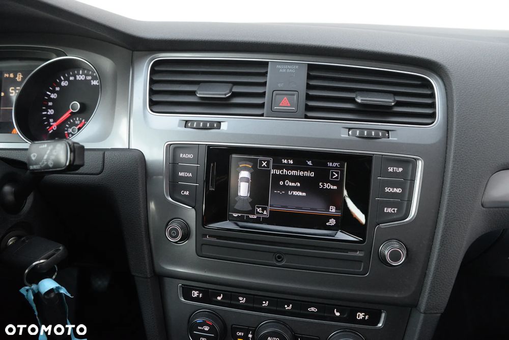 Volkswagen Golf 1.2 TSI BMT Trendline - 36