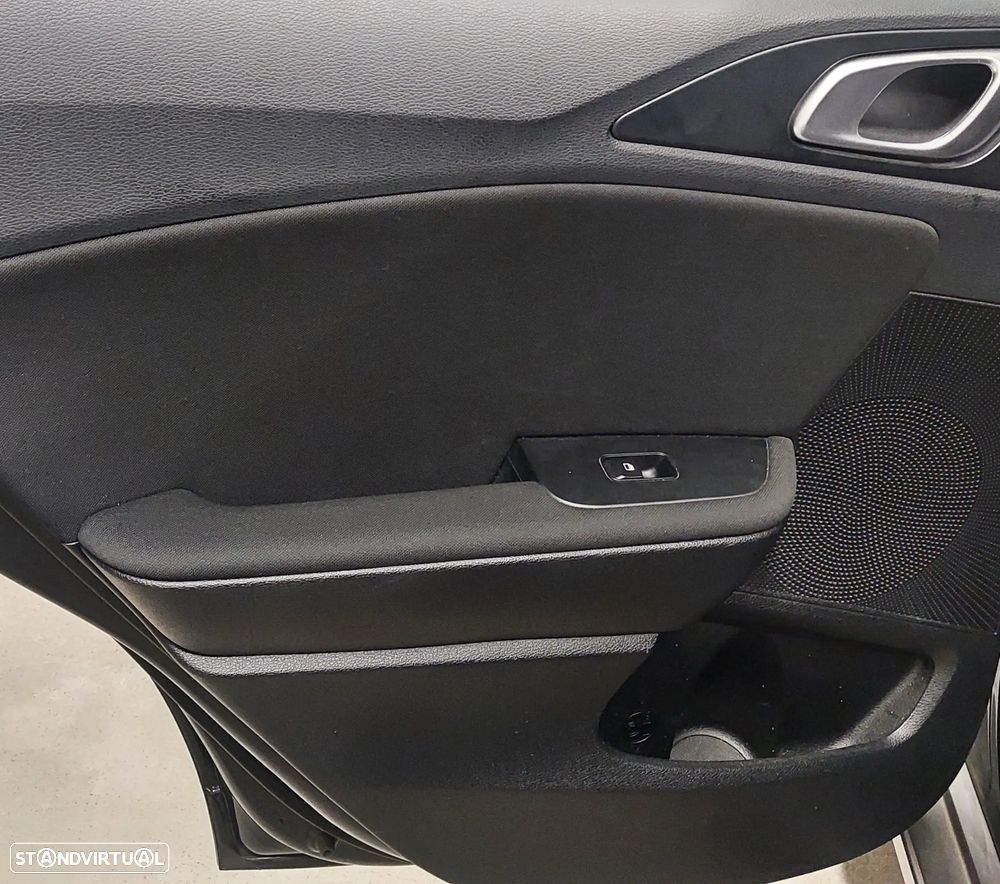 Kia XCeed 1.0 T-GDI Drive - 18