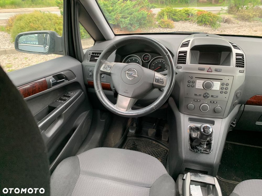 Opel Zafira 1.9 CDTI - 7