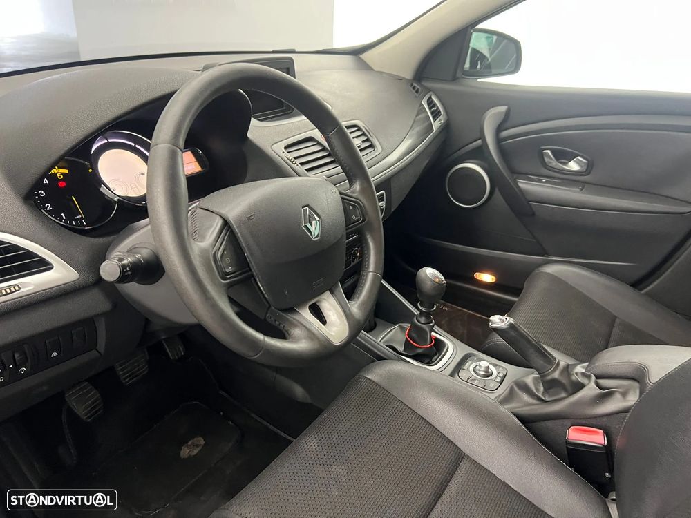 Renault Mégane 1.5 dCi Dynamique - 5