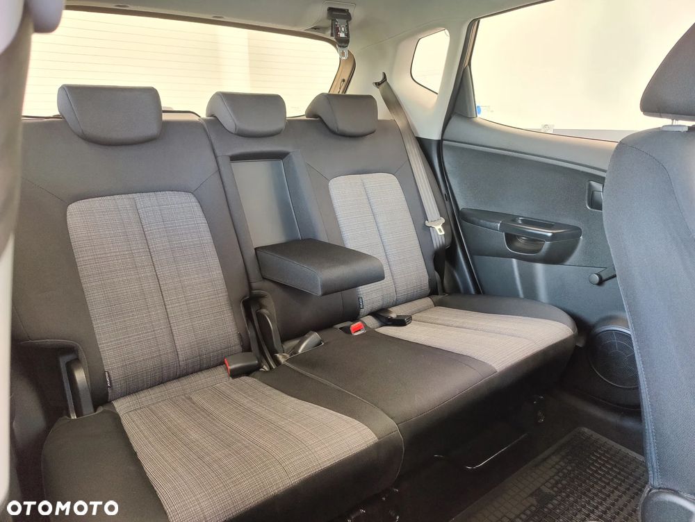 Kia Venga 1.4 S - 8