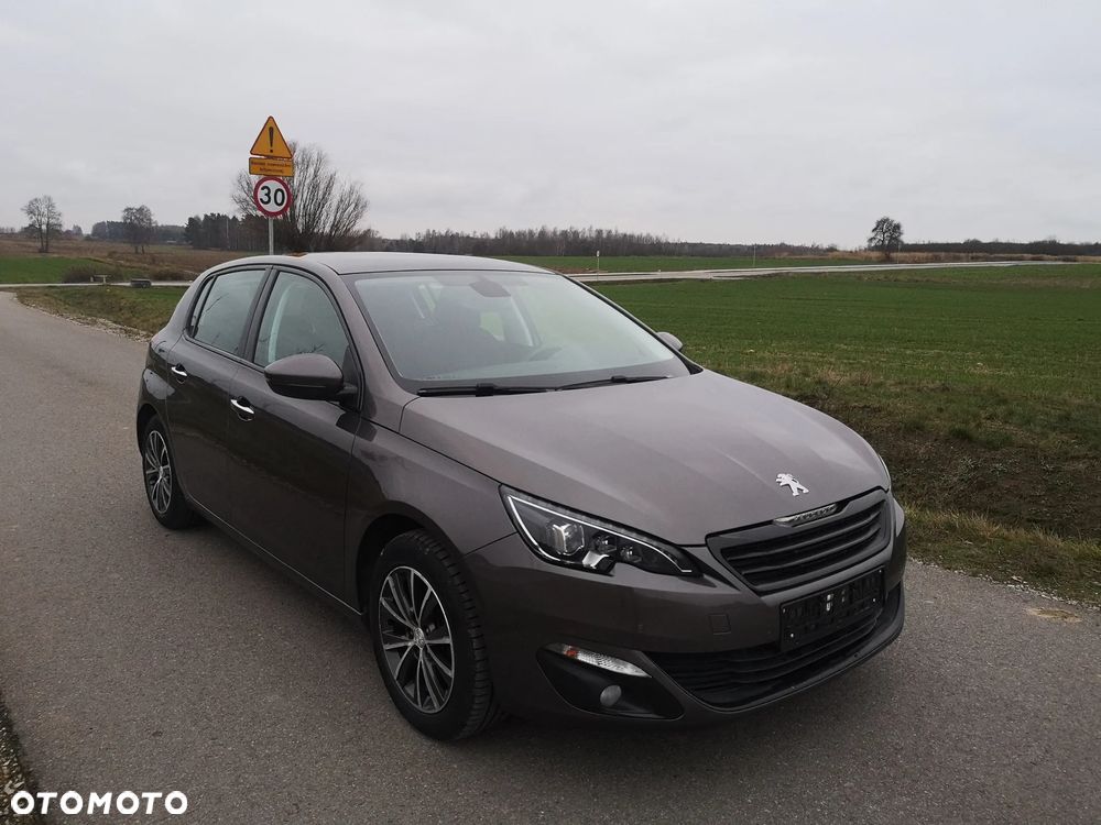 Peugeot 308 125 THP Allure - 24