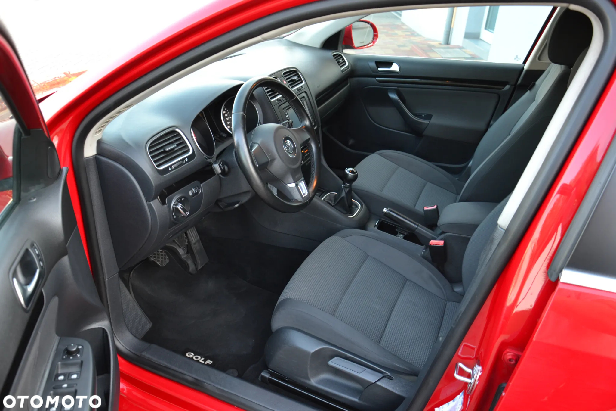 Volkswagen Golf 1.2 TSI BlueMotion Technology Comfortline - 20