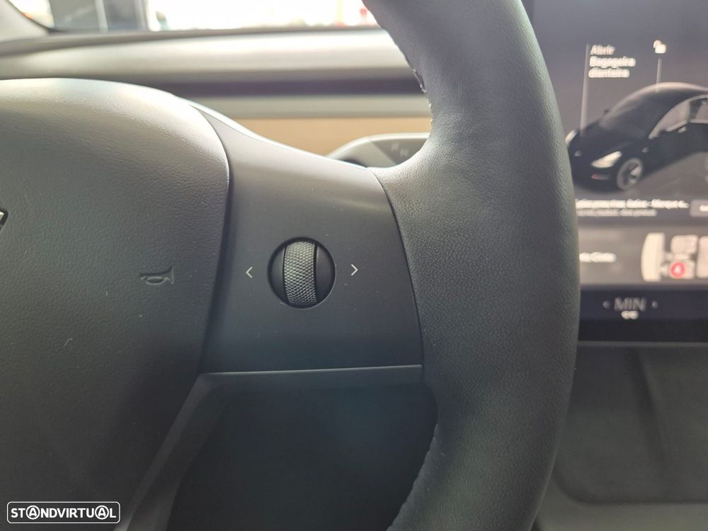 Tesla Model 3 Long Range Tração Traseira - 16