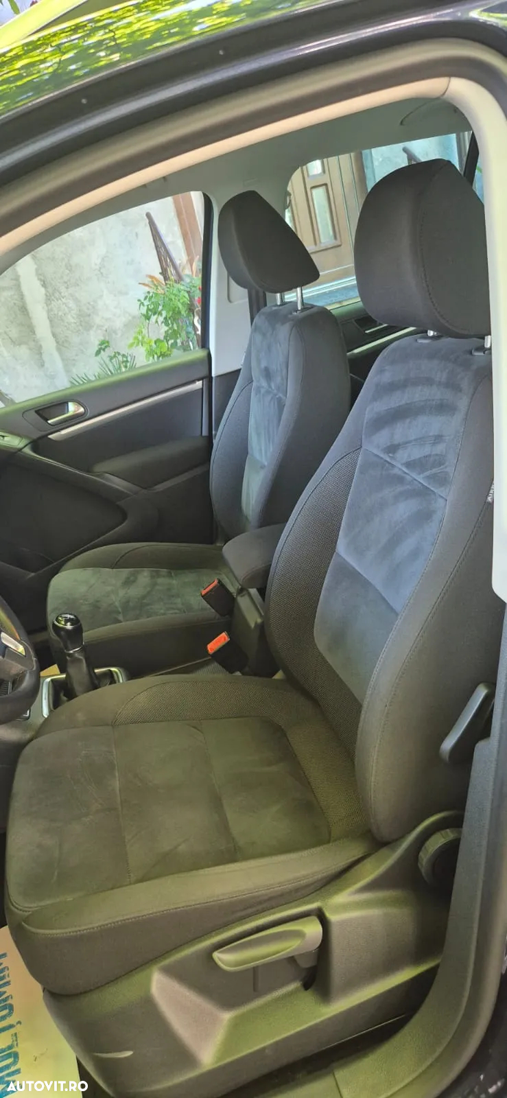 Volkswagen Tiguan - 5