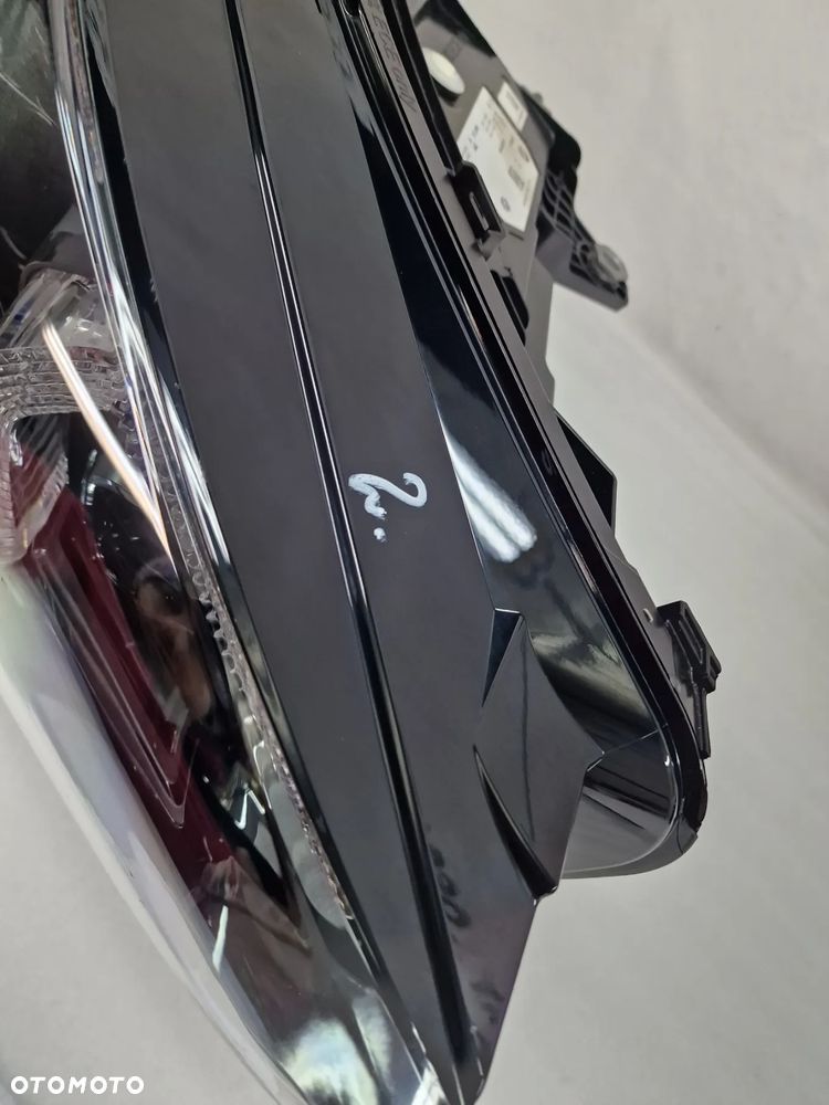 BMW X1 U11 22- PRAWA LAMPA PRZEDNIA PRZÓD , LED , BLACK SHADOW , BARDZO ŁADNA , NR 5A9A236-01 / EDR82B , NR AUKCJI LPP2 - 9
