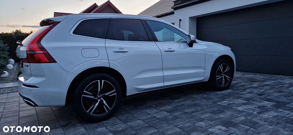 Volvo XC 60 T5 GPF AWD R-Design - 33