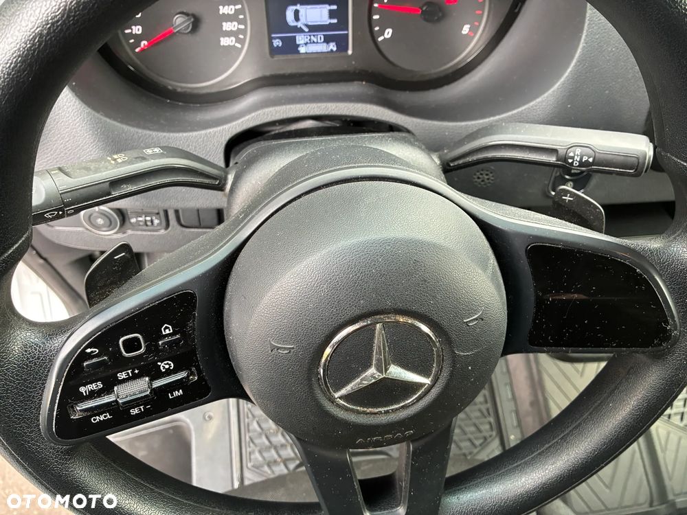 Mercedes-Benz SPRINTER - 20