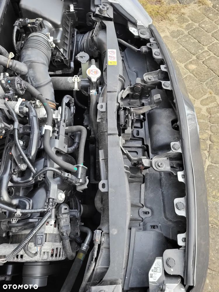 Toyota Yaris 1.5 VVT-i Comfort - 24