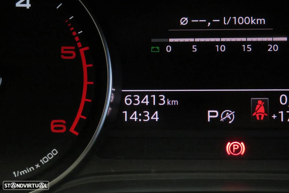 Audi A4 Avant 30 TDI Advanced S tronic - 27