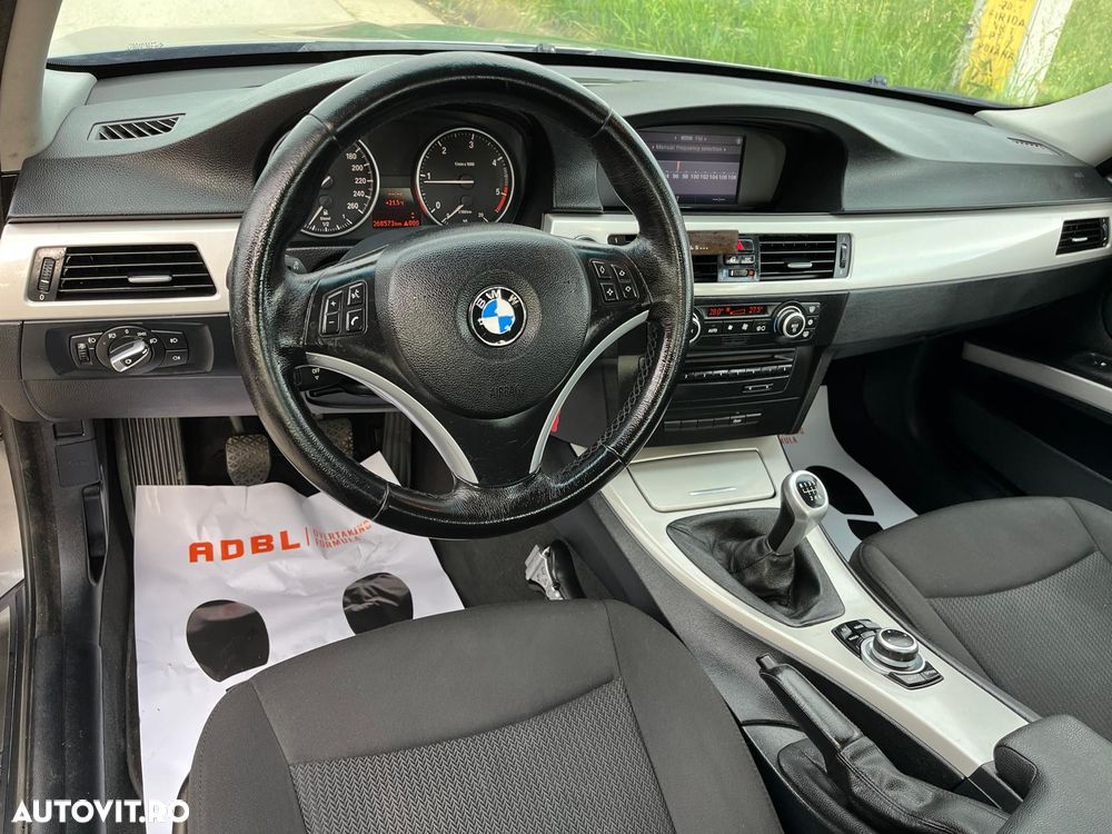 BMW Seria 3 318d - 19