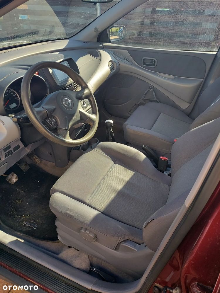 Nissan Almera Tino tekna - 5