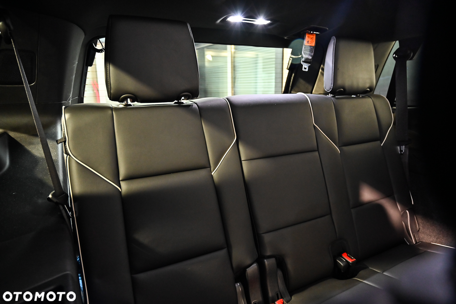 Cadillac Escalade - 28