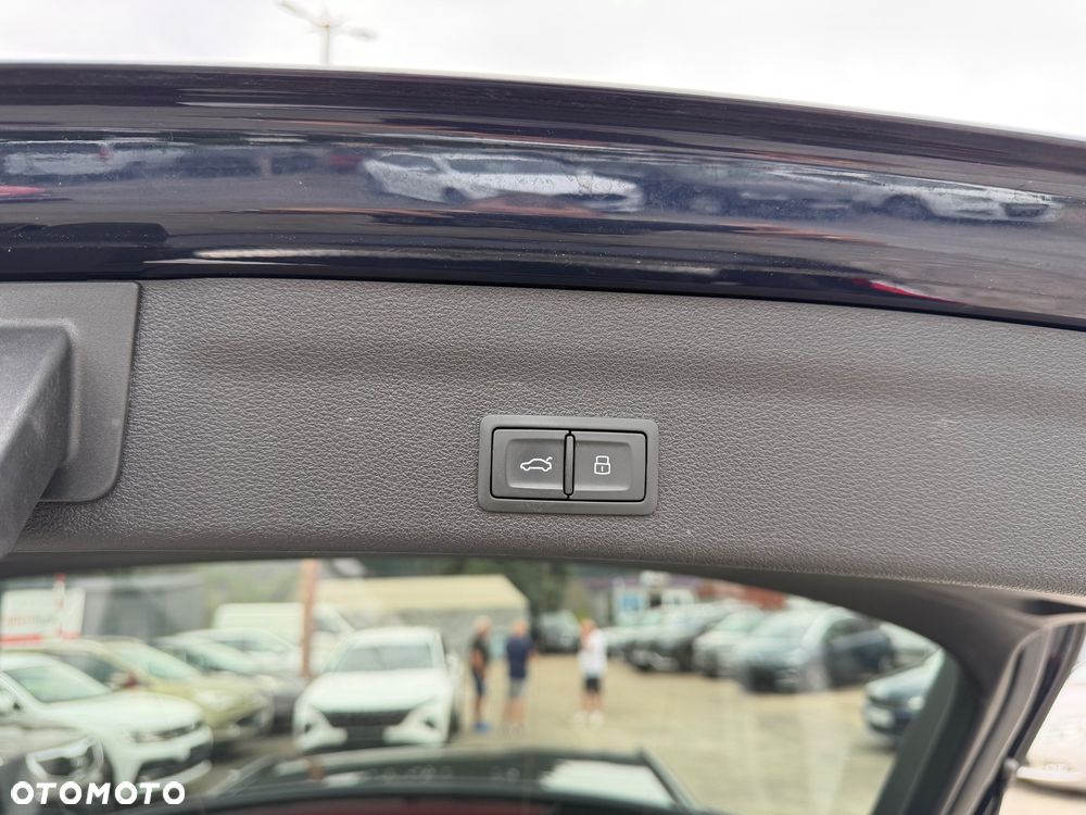 Audi A6 Avant 40 TDI quattro S tronic design - 29