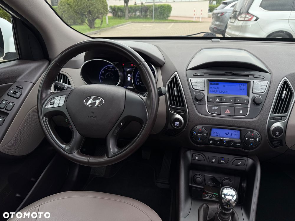 Hyundai ix35 1.6 2WD Fifa World Cup Edition - 30