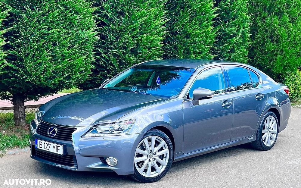 Lexus Seria GS - 1