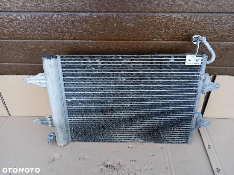 Chłodnica klimatyzacji klimy VW Polo IV 6Q0820411J - 1