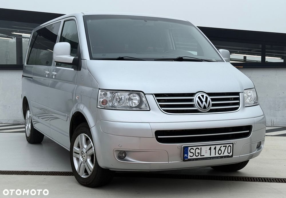 Volkswagen Multivan - 10