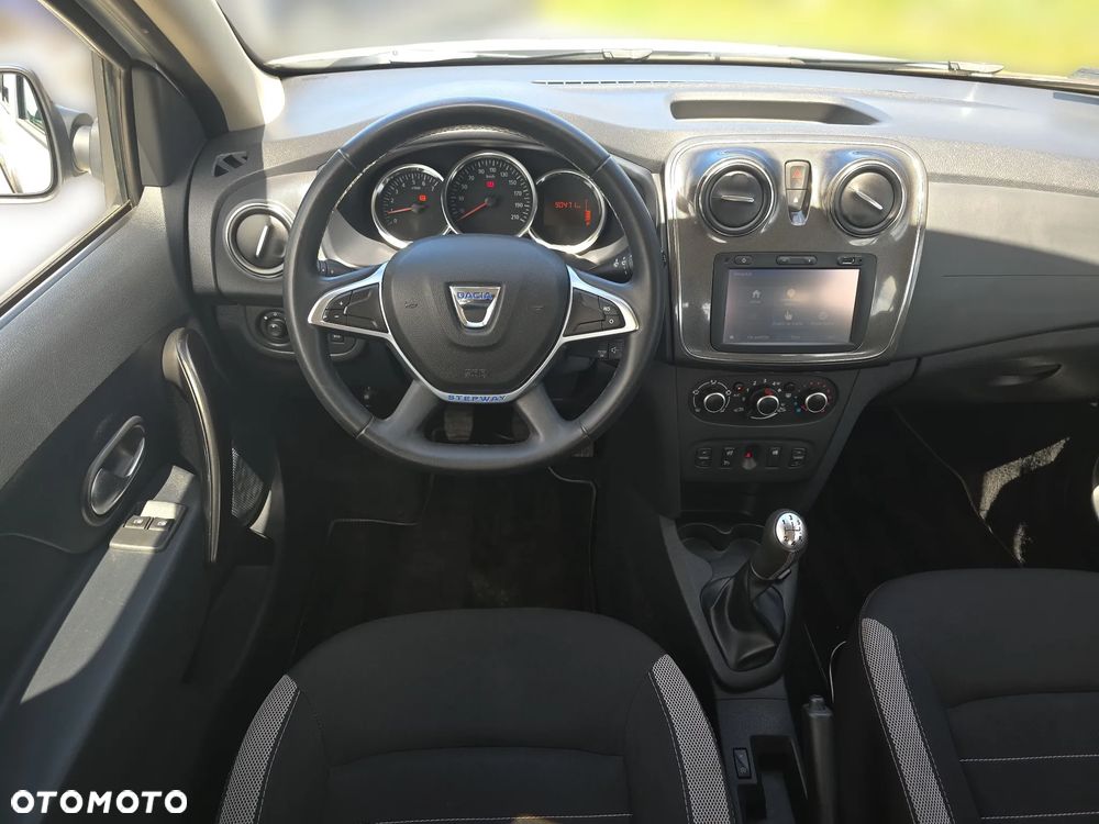 Dacia Sandero - 17