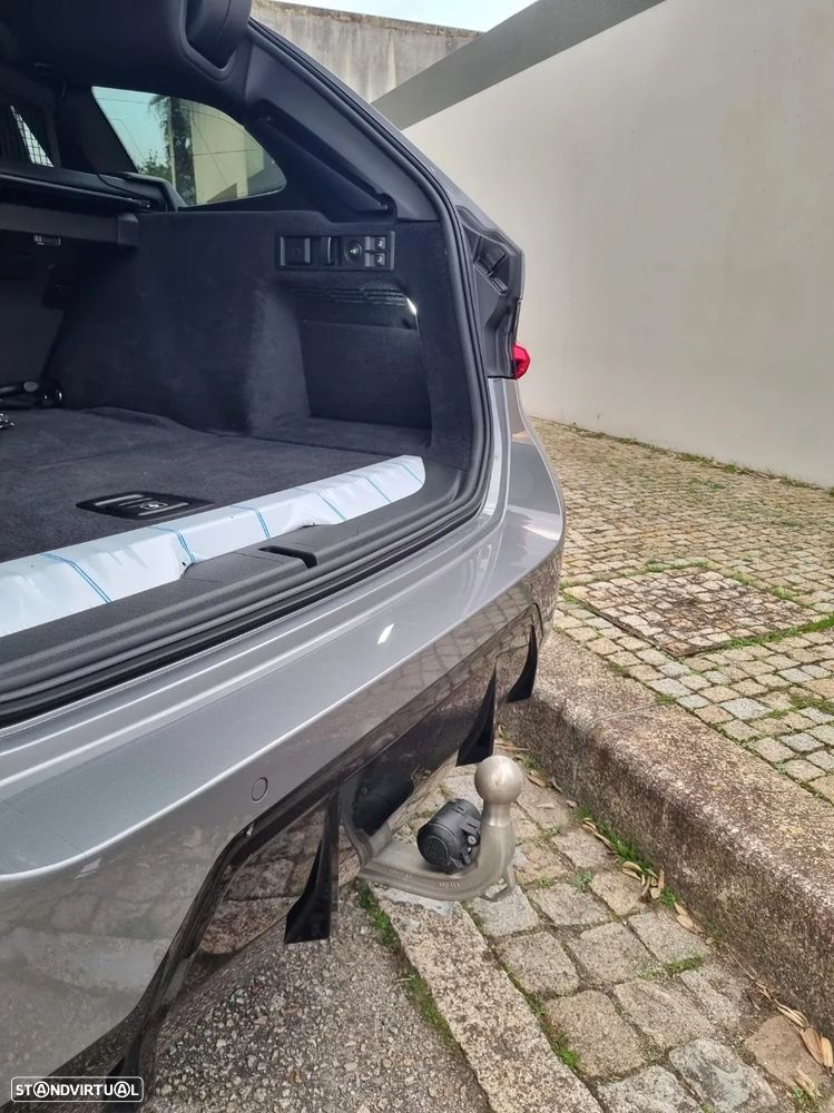 BMW 330 e Pack Desportivo M Auto — fotografia 8