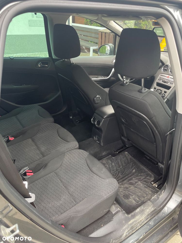 Peugeot 308 1.6 HDi Premium - 14