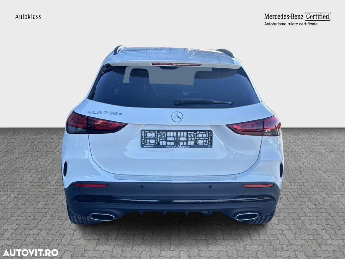 Mercedes-Benz GLA 250 e - 5