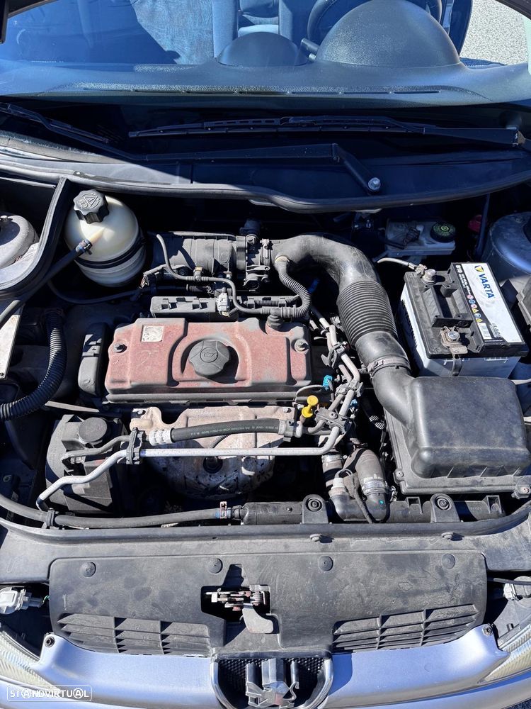 Peugeot 206 1.1 XT - 21