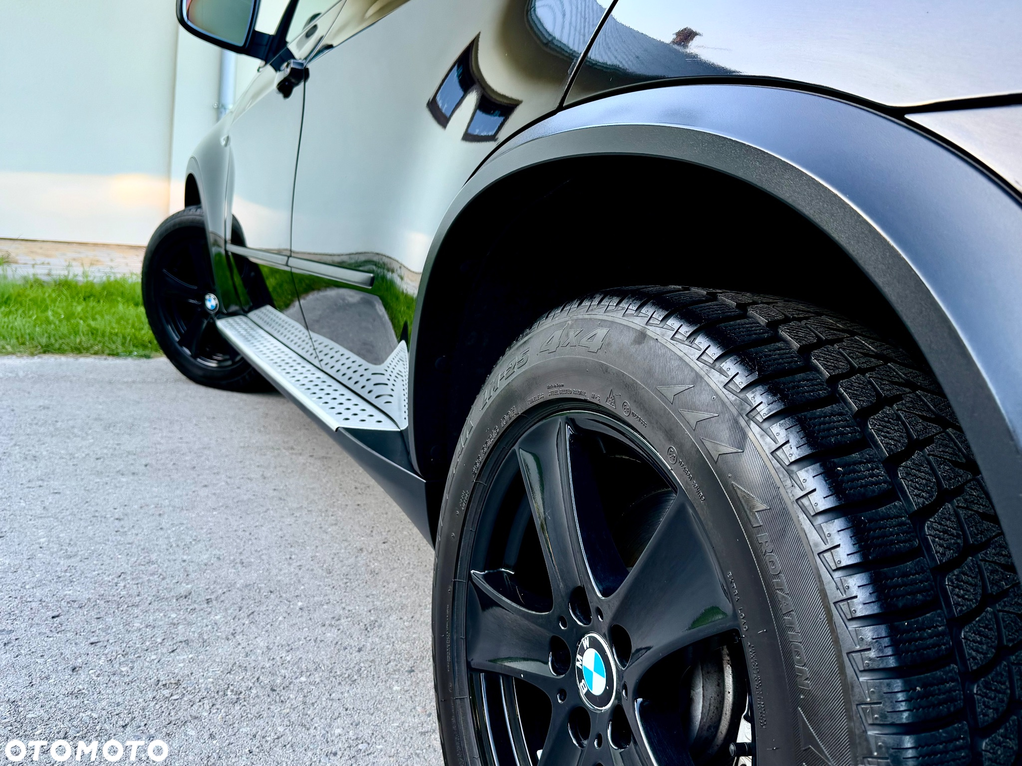 BMW X5 4.8i xDrive - 16