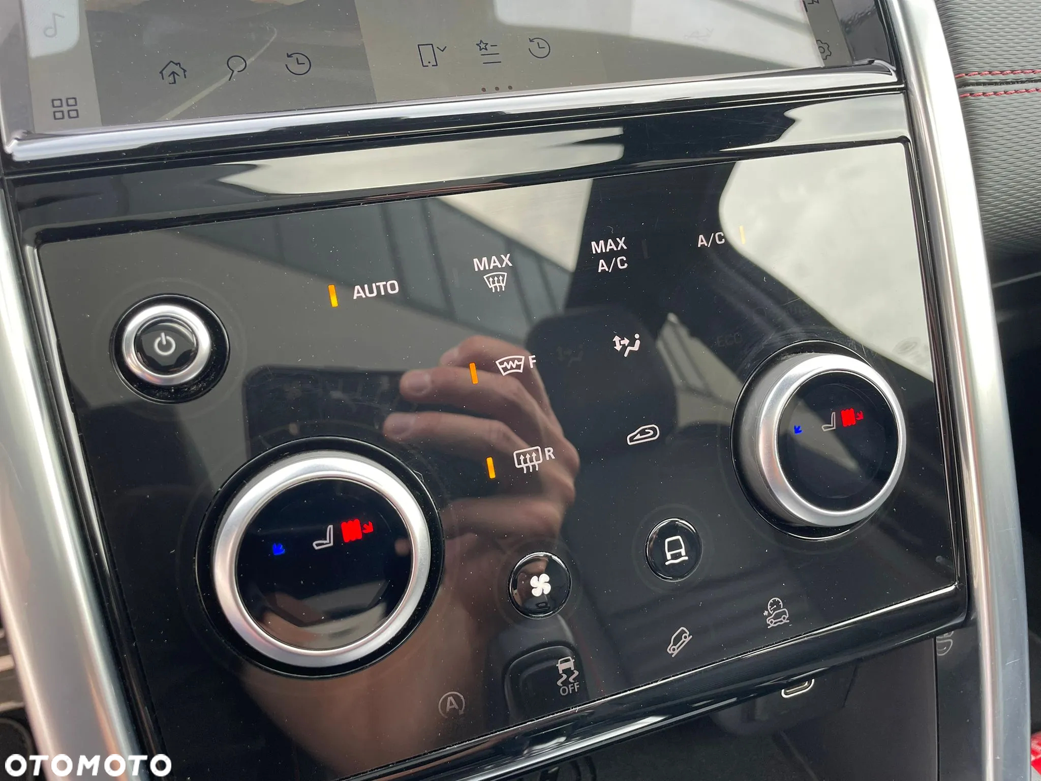 Land Rover Discovery Sport - 30