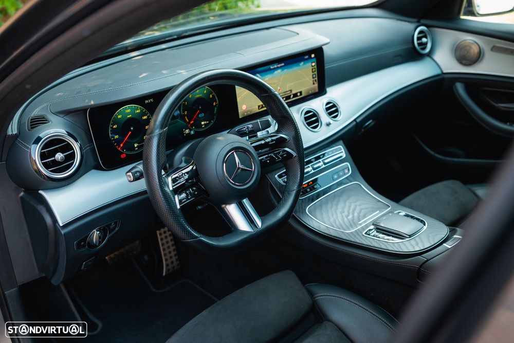 Mercedes-Benz E 300 de AMG Line - 15