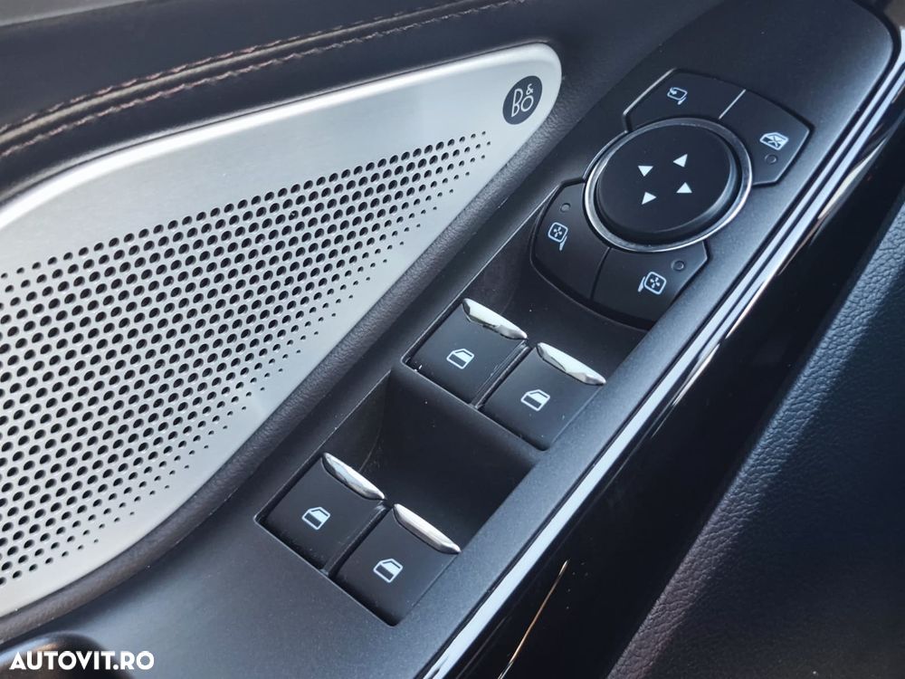 Ford Explorer 3.0 PHEV Platinum - 39