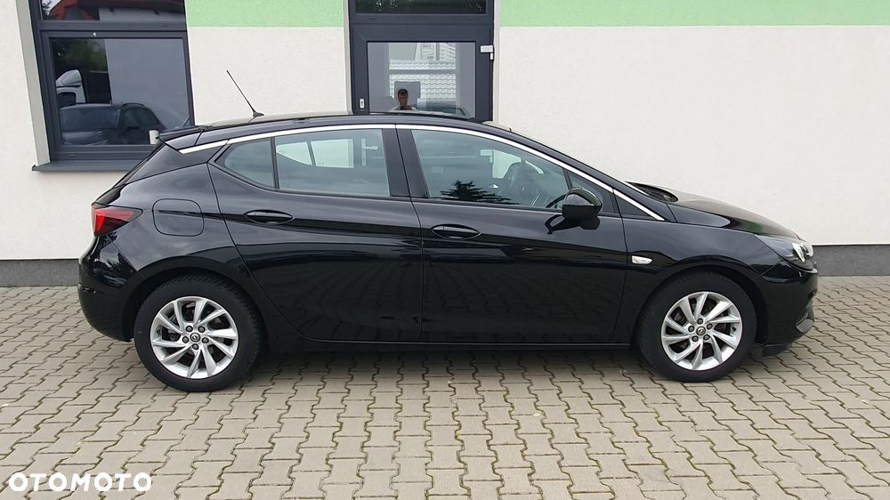 Opel Astra V 1.2 T Business Elegance S&S - 10