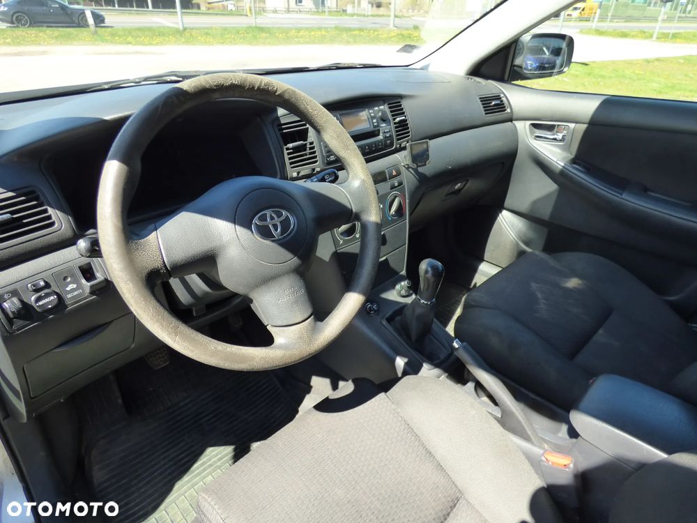 Toyota Corolla 1.6 VVT-i Prestige - 10