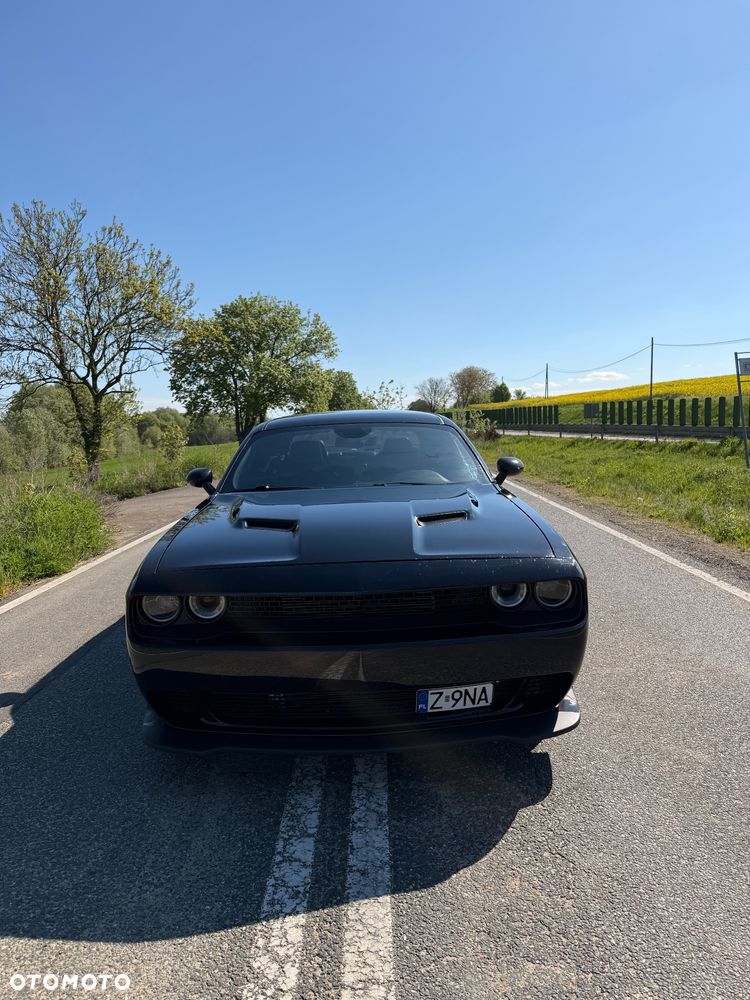 Dodge Challenger 5.7 R/T - 1