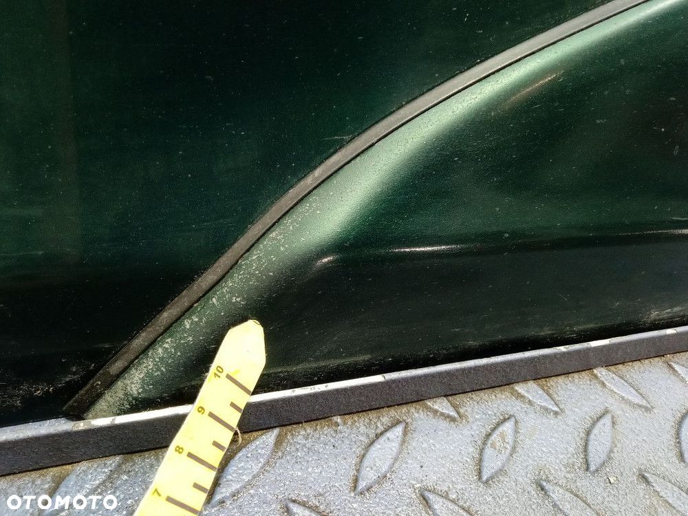 TOYOTA YARIS VERSO 99- DRZWI TYŁ LEWE TYLNE 6R4 - 11