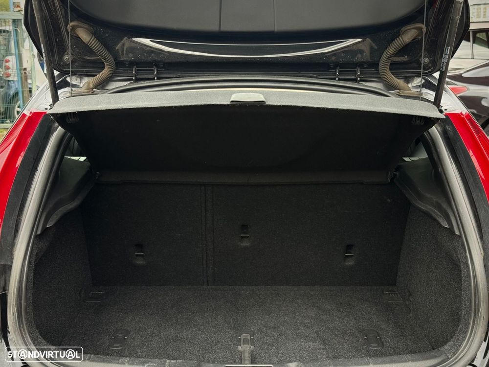 Volvo V40 1.5 T3 Sport Edition Geartronic - 17