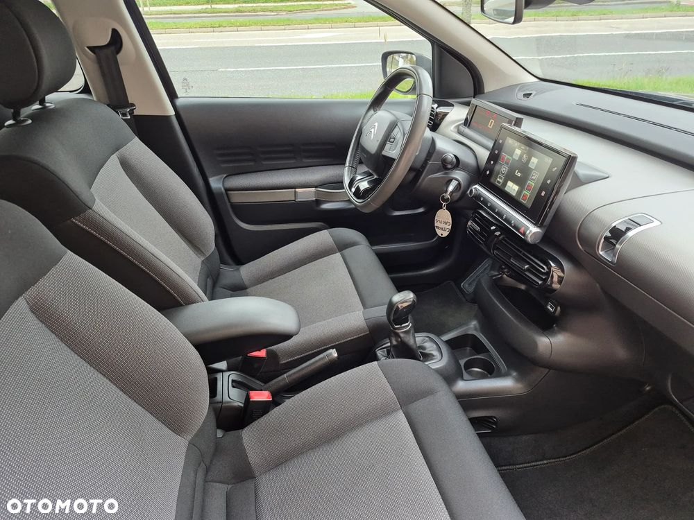 Citroën C4 Cactus 1.2 PureTech Shine Edition S&S - 36