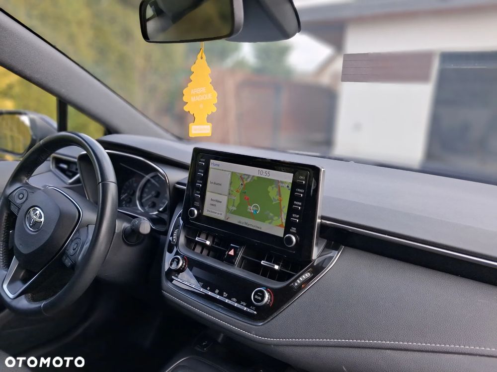 Toyota Corolla 1.8 Hybrid Comfort - 32