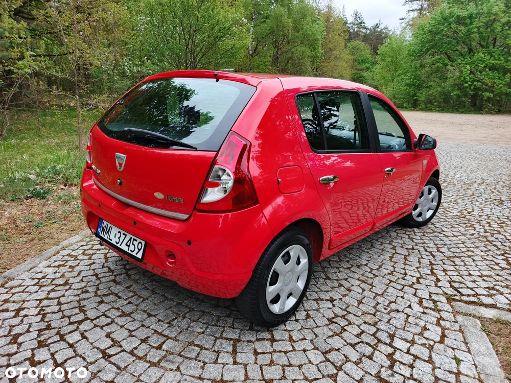 Dacia Sandero 1.6 16V Hi-Flex - 30