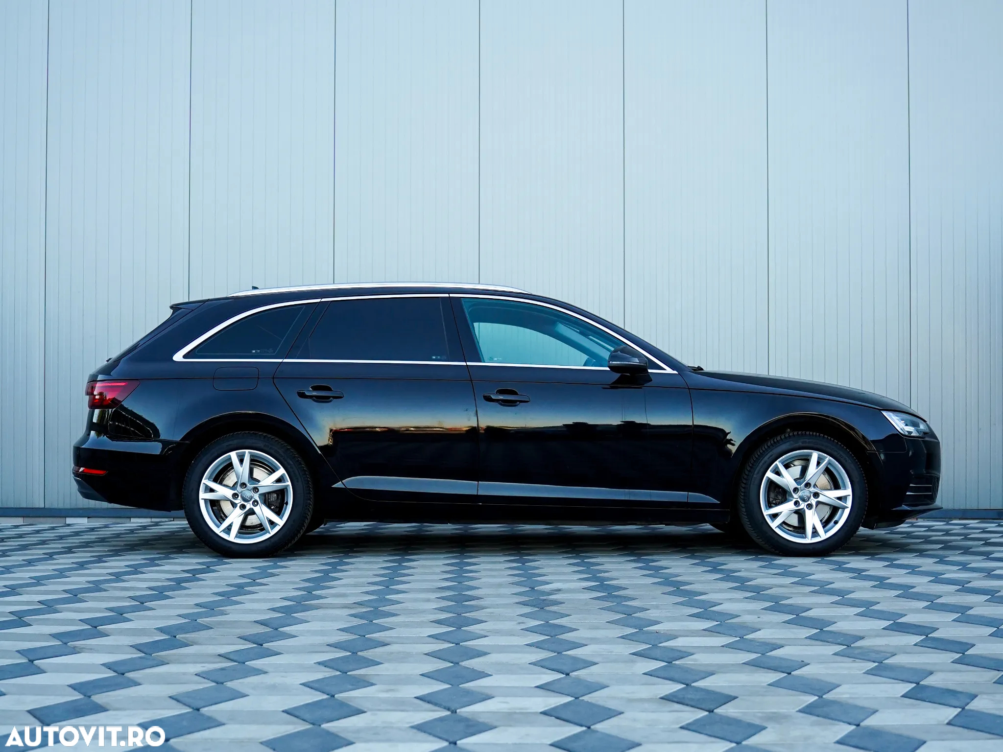 Audi A4 Avant 2.0 TDI S tronic Sport - 10