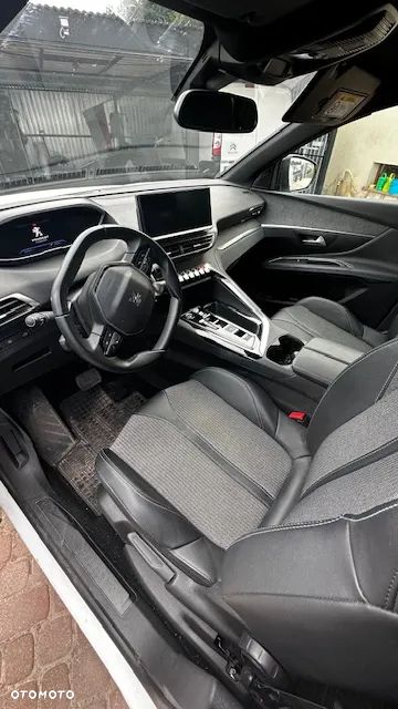 Peugeot 3008 1.5 BlueHDi Allure Pack S&S EAT8 - 9