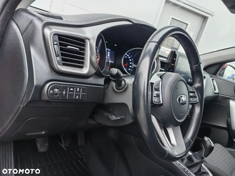 Kia XCeed 1.4 T-GDI M - 7