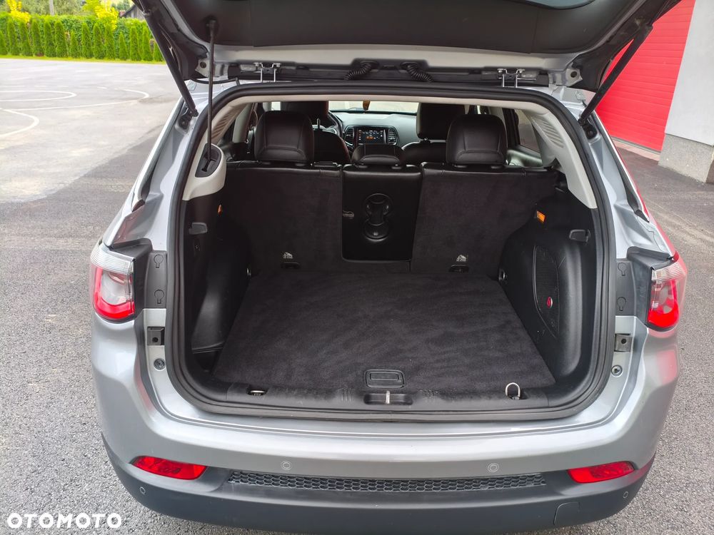 Jeep Compass - 21