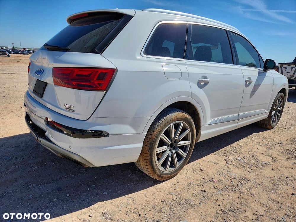 Audi Q7 3.0 TFSI Quattro Tiptronic - 4
